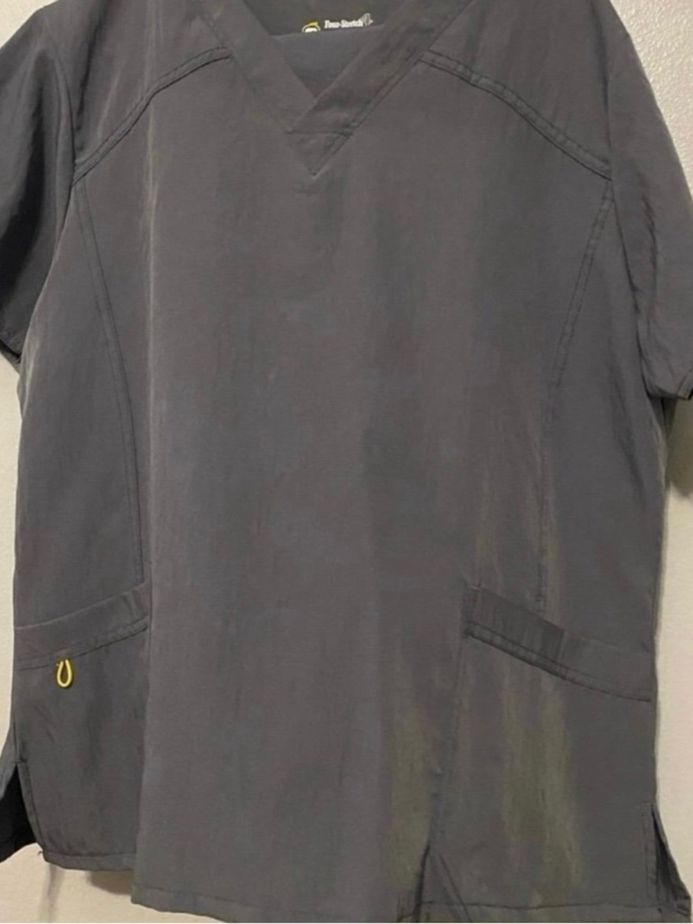 WonderWink Black V‑Neck Medical Scrub Top